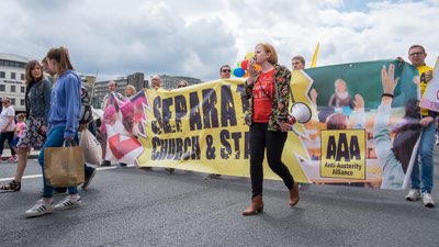 Race-DNA: Hoe de Desmosedici technologie de straat domineert