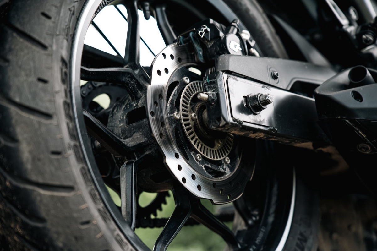 Partes desgastadas de uma motocicleta